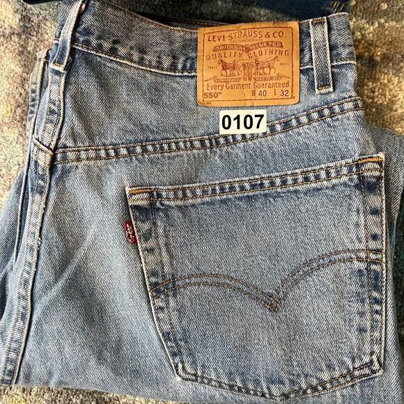 VTG Levis 550 Jeans Mens 40x32 Blue Regular Straight Mid Rise Medium Wash Denim - Picture 14 of 14